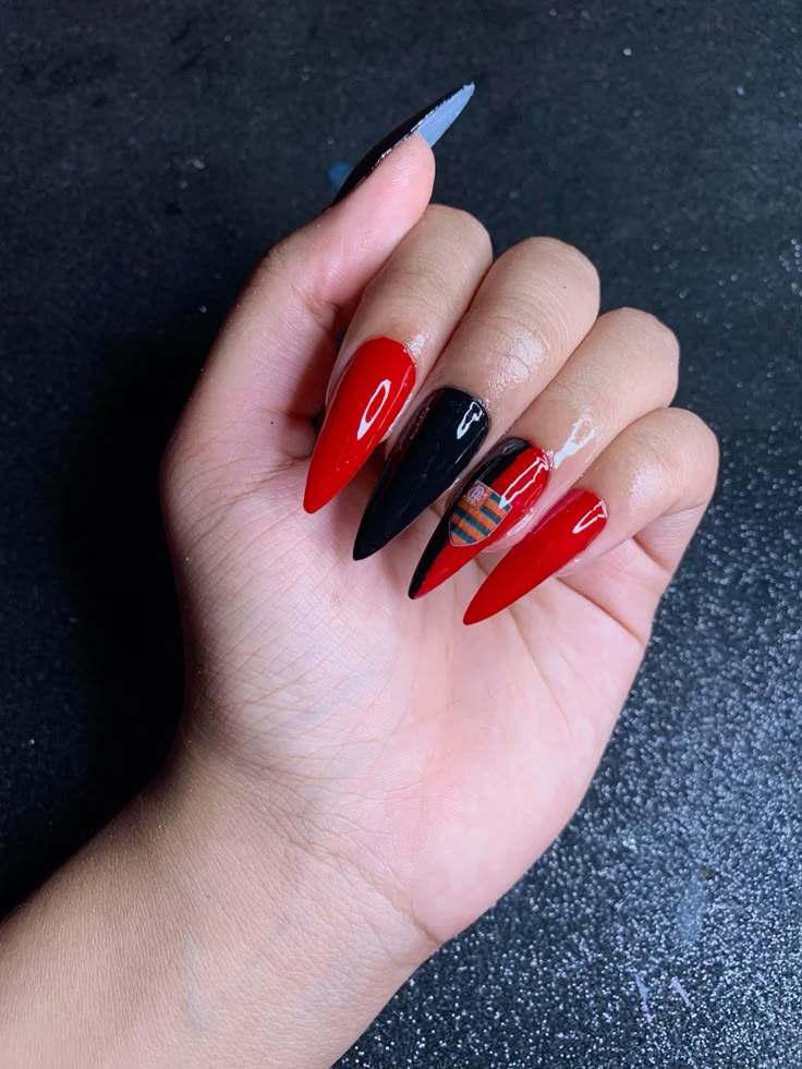 Unhas em gel decoradas