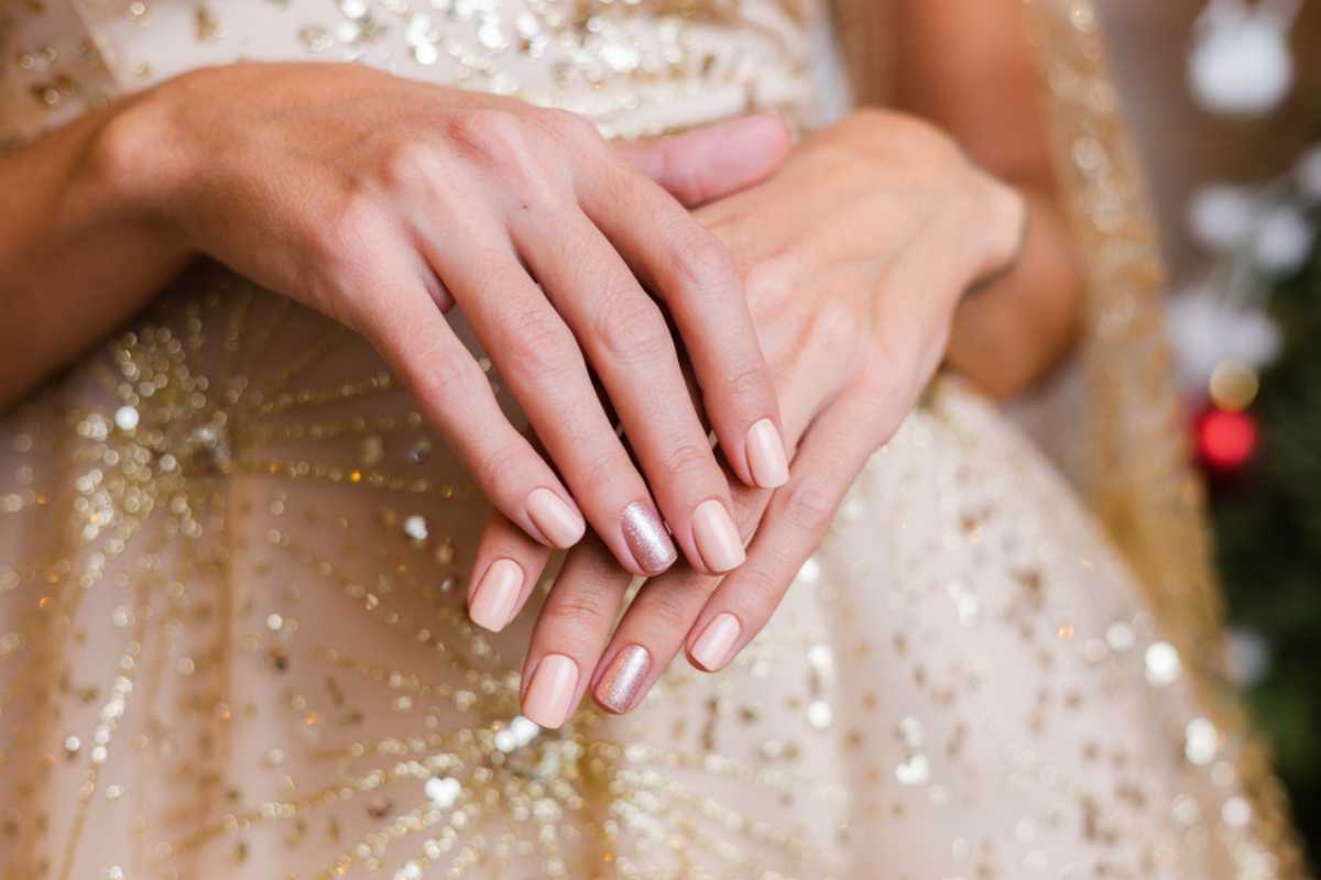 Esmalte nude perfeito para qualquer tom de pele - Imagem do artigo