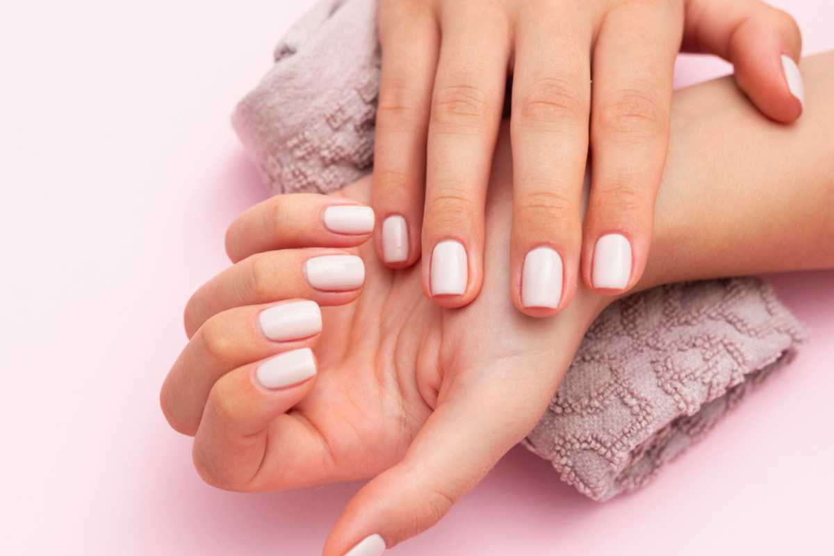 Formato de unhas que deixa as mãos mais delicadas - Imagem do artigo