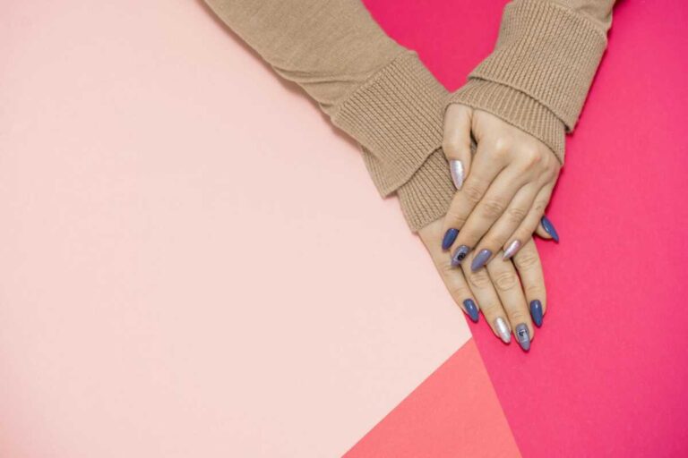 7 esmaltes curingas que deixam qualquer produção elegante em minutos